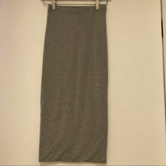 Topshop Dresses & Skirts - 💜3/$25💜 Topshop Gray Maxi Jersey Skirt